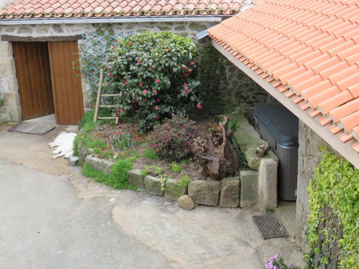Domaine Des Fees La Gaubretiere Exterior foto