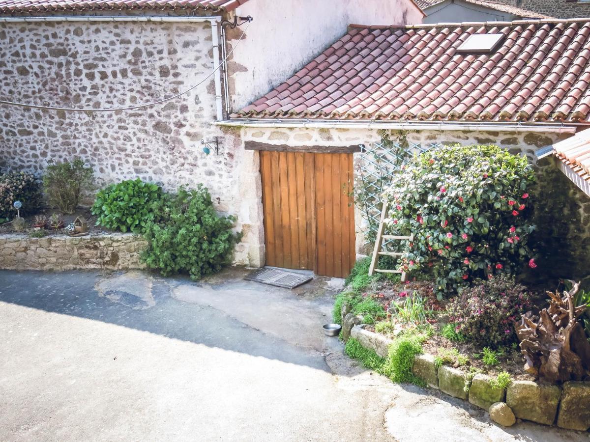 Domaine Des Fees La Gaubretiere Exterior foto