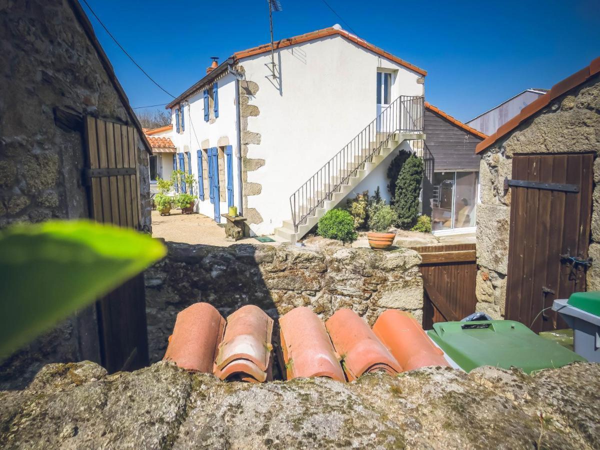 Domaine Des Fees La Gaubretiere Exterior foto