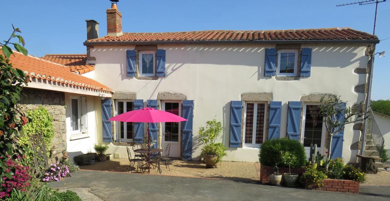 Domaine Des Fees La Gaubretiere Exterior foto